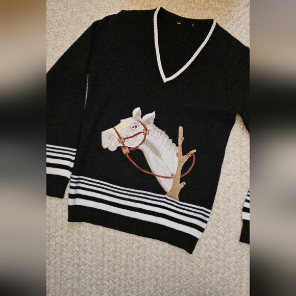 Vtg 60s Embroidered Horse Sweater - Picture 2 of 6